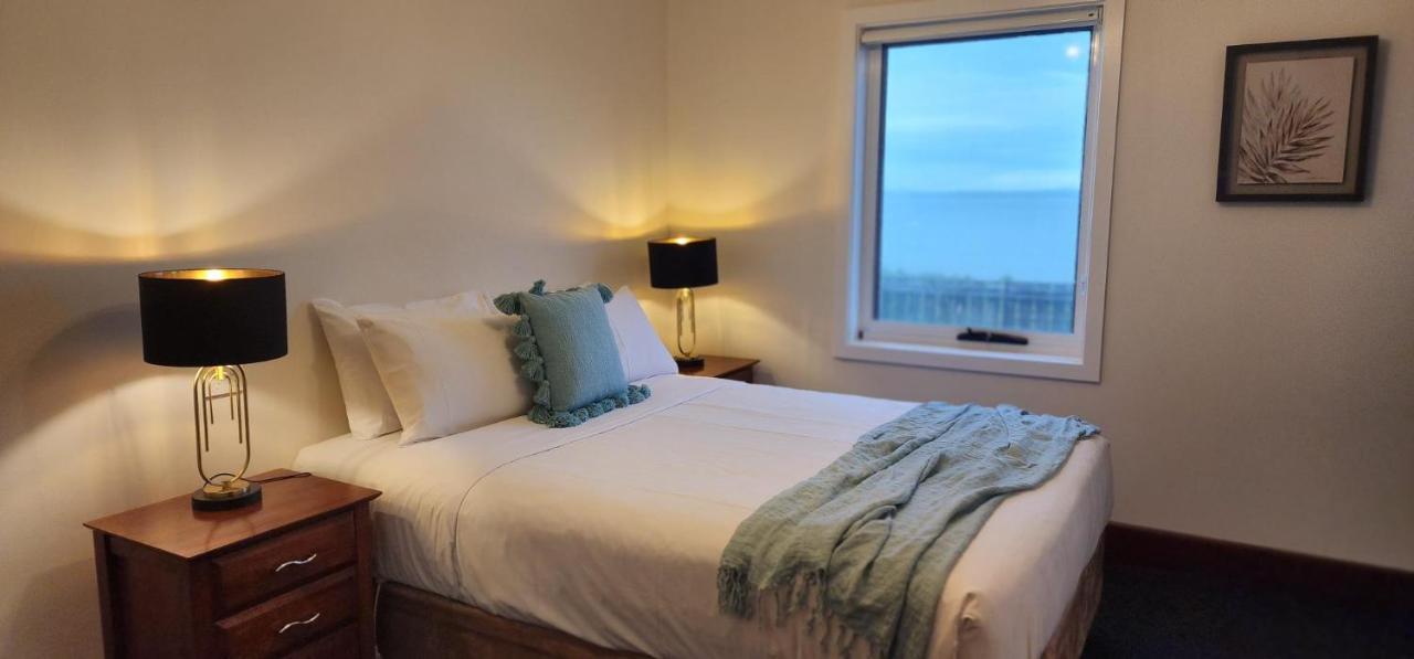 Stanley Village Waterfront Accommodation Exterior foto