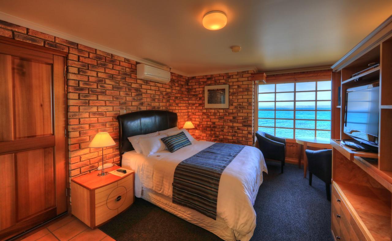 Stanley Village Waterfront Accommodation Exterior foto