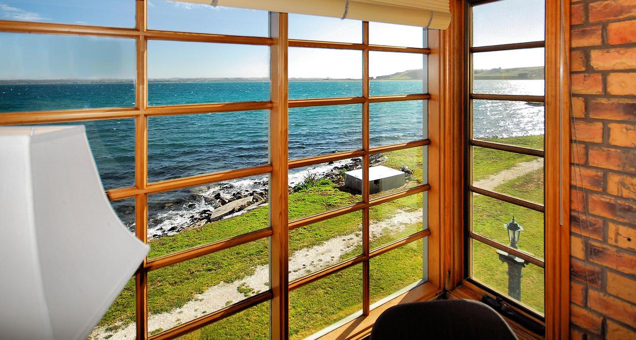 Stanley Village Waterfront Accommodation Exterior foto